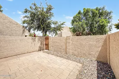 13833 N 41st Lane, Phoenix, AZ 85053 - Photo 3