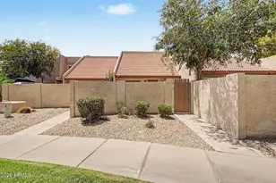 13833 N 41st Ln, Phoenix, AZ 85053 - Photo 3