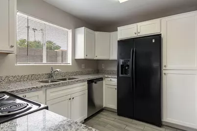 619 E Jensen Street #7, Mesa, AZ 85203 - Photo 11