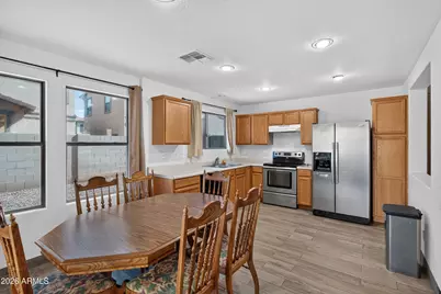 7950 W Willetta Street, Phoenix, AZ 85043 - Photo 9