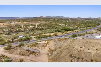 46605 N Black Canyon Highway, New River, AZ 85087 - Photo 3