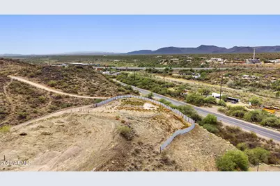 46605 N Black Canyon Highway, New River, AZ 85087 - Photo 9