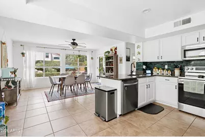 1306 E Helena Drive, Phoenix, AZ 85022 - Photo 13