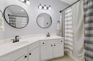 1306 E Helena Dr, Phoenix, AZ 85022 - Photo 19