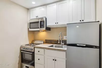 518 E Roanoke Avenue #Apt 4, Phoenix, AZ 85004 - Photo 5