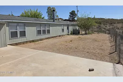 982 E Saguaro Drive, Globe, AZ 85501 - Photo 3