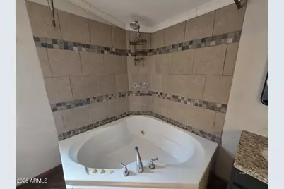 982 E Saguaro Drive, Globe, AZ 85501 - Photo 17