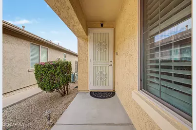 696 W Sundance Circle, San Tan Valley, AZ 85143 - Photo 3