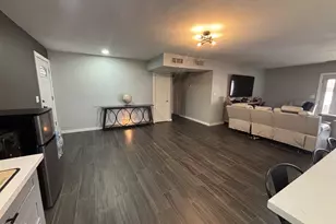 7205 W Cavalier Dr, Glendale, AZ 85303 - Photo 7