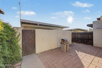 2321 W Vineyard Road, Tempe, AZ 85282 - Photo 3