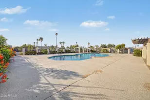 2321 W Vineyard Rd, Tempe, AZ 85282 - Photo 25