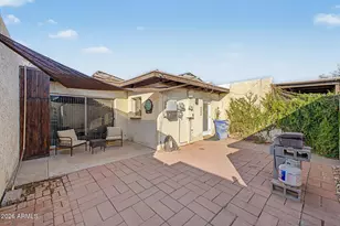 2321 W Vineyard Rd, Tempe, AZ 85282 - Photo 21