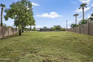 1912 E Rose Ln, Phoenix, AZ 85016 - Photo 41