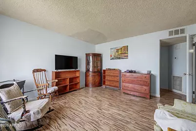 6534 N 43rd Avenue, Glendale, AZ 85301 - Photo 3