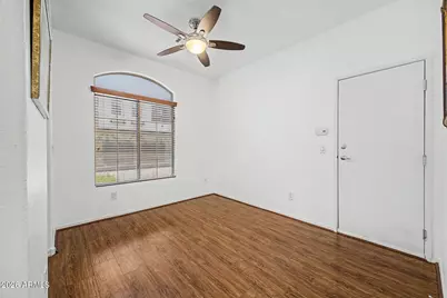 2725 E Mine Creek Road #1072, Phoenix, AZ 85024 - Photo 9
