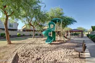 2725 E Mine Creek Rd, Phoenix, AZ 85024 - Photo 49