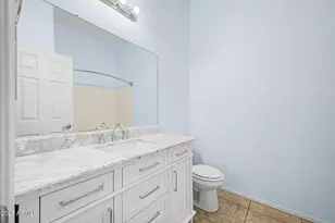 2725 E Mine Creek Rd, Phoenix, AZ 85024 - Photo 23