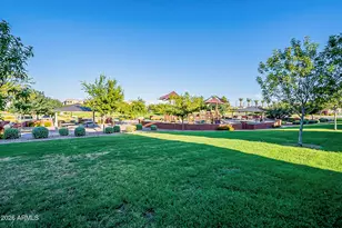 2554 S Quaintance St, Gilbert, AZ 85295 - Photo 71