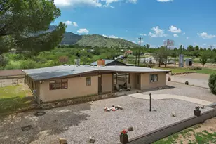 8056 S Vato Ln, Hereford, AZ 85615 - Photo 5