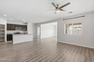 11204 W Mobile Ln, Tolleson, AZ 85353 - Photo 5