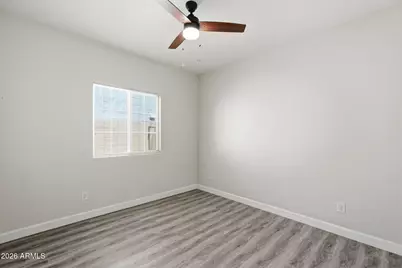 11204 W Mobile Lane, Tolleson, AZ 85353 - Photo 13