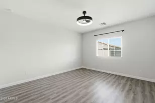 11204 W Mobile Ln, Tolleson, AZ 85353 - Photo 5