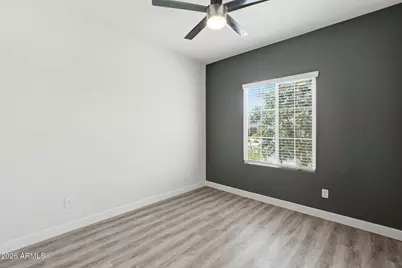 11204 W Mobile Lane, Tolleson, AZ 85353 - Photo 9