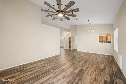 19407 N 77th Avenue, Glendale, AZ 85308 - Photo 3