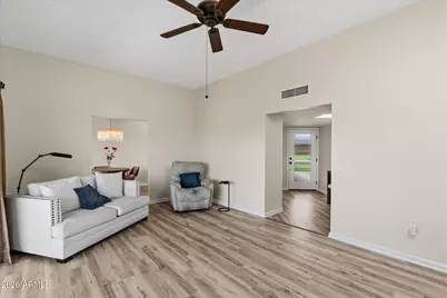 10633 W Pineaire Drive, Sun City, AZ 85351 - Photo 7