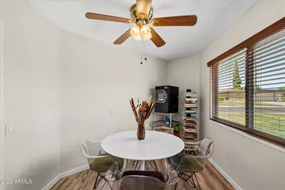 10633 W Pineaire Drive, Sun City, AZ 85351 - Photo 11