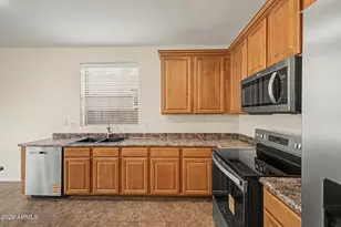 7842 W Andrea Dr, Peoria, AZ 85383 - Photo 13