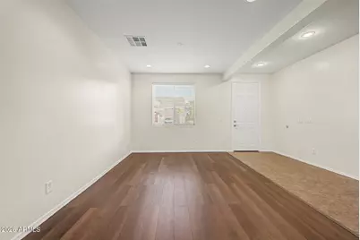 7842 W Andrea Drive, Peoria, AZ 85383 - Photo 5