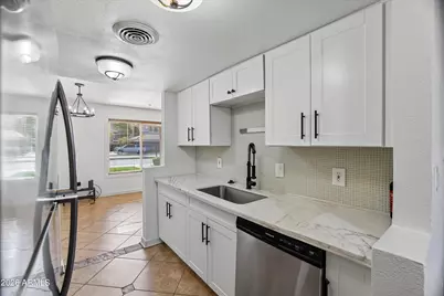 7126 N 19th Avenue #192, Phoenix, AZ 85021 - Photo 15