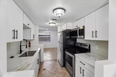 7126 N 19th Avenue #192, Phoenix, AZ 85021 - Photo 11