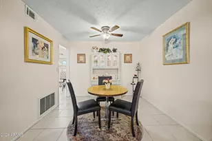 10619 W Coggins Dr, Sun City, AZ 85351 - Photo 9