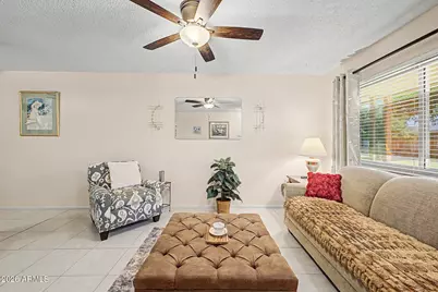 10619 W Coggins Drive, Sun City, AZ 85351 - Photo 5