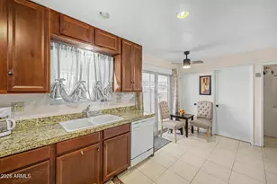 10619 W Coggins Dr, Sun City, AZ 85351 - Photo 15