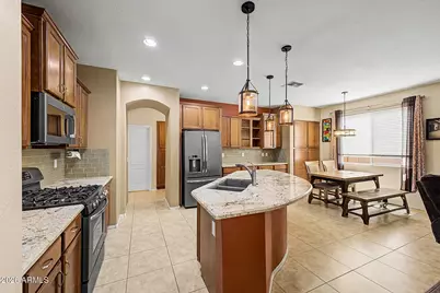 17648 W Marshall Lane, Surprise, AZ 85388 - Photo 15