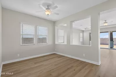 15577 W Voltaire Street, Surprise, AZ 85379 - Photo 5