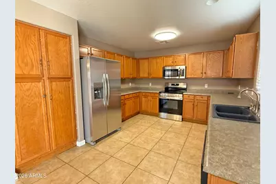 11810 W Sunnyside Drive, El Mirage, AZ 85335 - Photo 7