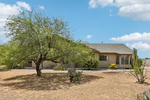 35942 N 10th St, Phoenix, AZ 85086 - Photo 1