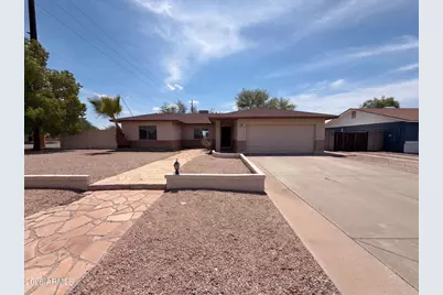 10701 W Campbell Avenue, Phoenix, AZ 85037 - Photo 1