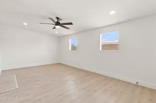 7945 W Greer Ave, Peoria, AZ 85345 - Photo 13