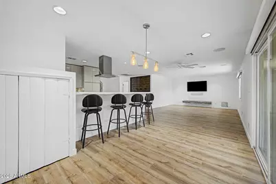8219 E Valley View Road, Scottsdale, AZ 85250 - Photo 11