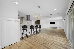 8219 E Valley View Rd, Scottsdale, AZ 85250 - Photo 11