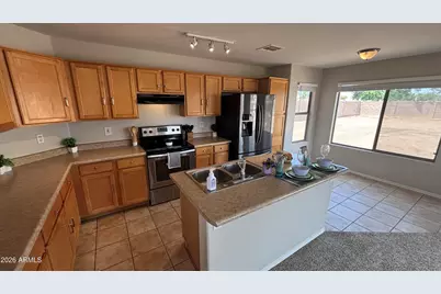 15070 N 150th Lane, Surprise, AZ 85379 - Photo 9