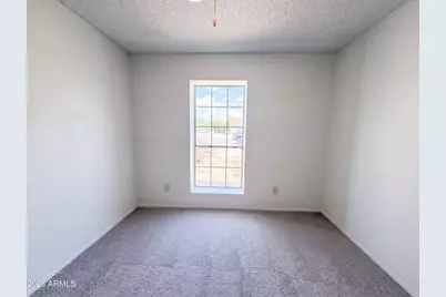 615 W Montoya Lane, Phoenix, AZ 85027 - Photo 11
