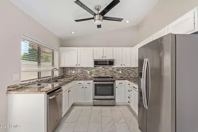 9138 E Davenport Drive, Scottsdale, AZ 85260 - Photo 13