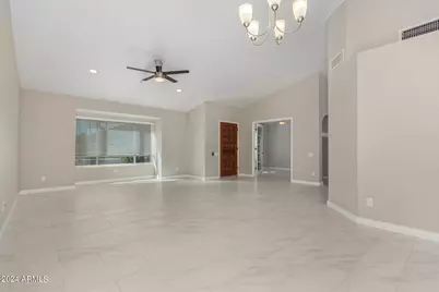 9138 E Davenport Drive, Scottsdale, AZ 85260 - Photo 7