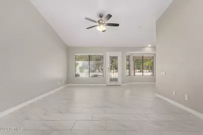 9138 E Davenport Drive, Scottsdale, AZ 85260 - Photo 9